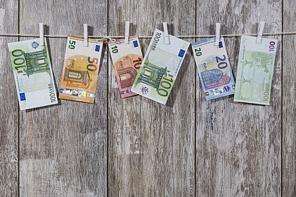 Geld auf der Wäscheleine