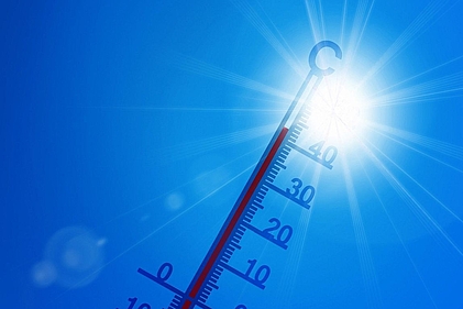 Thermometer vor der Sonne Thermometer vor der Sonne